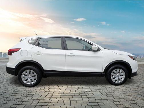 2018 Nissan Rogue Sport S