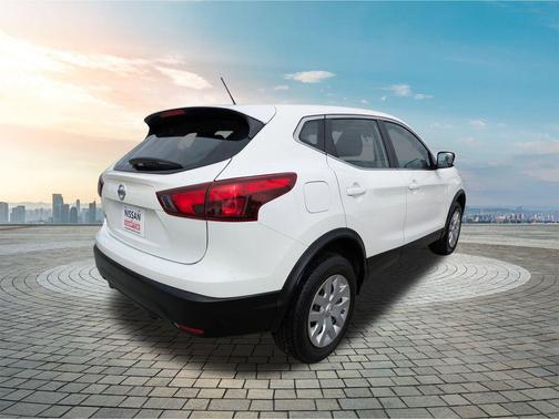 2018 Nissan Rogue Sport S
