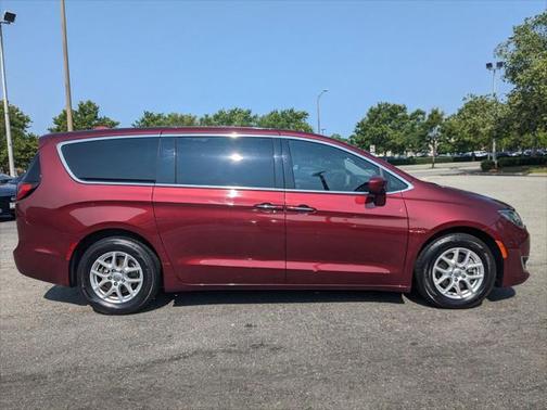 2020 Chrysler Pacifica Touring