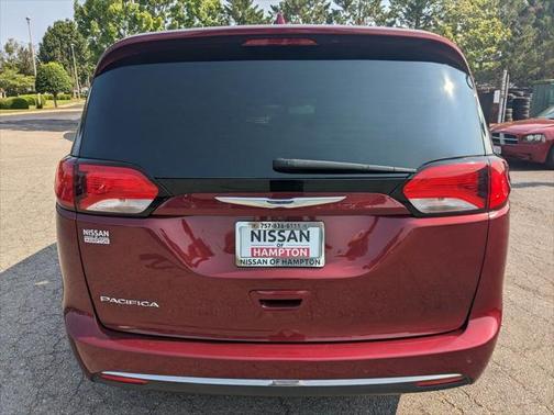 2020 Chrysler Pacifica Touring