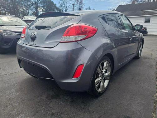 2017 Hyundai Veloster Value Edition