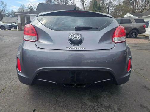 2017 Hyundai Veloster Value Edition
