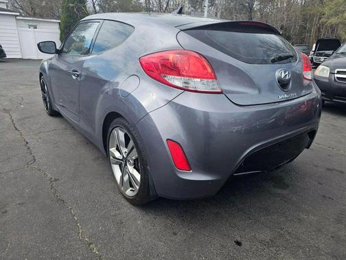 2017 Hyundai Veloster Value Edition
