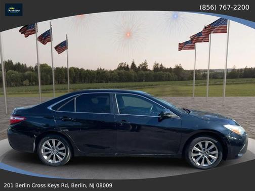 Midnight Black Metallic 2017 Toyota Camry XSE