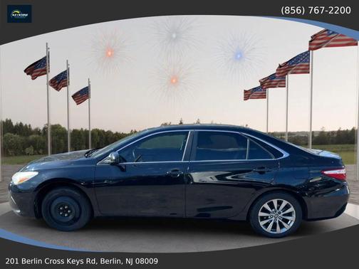 Midnight Black Metallic 2017 Toyota Camry XSE