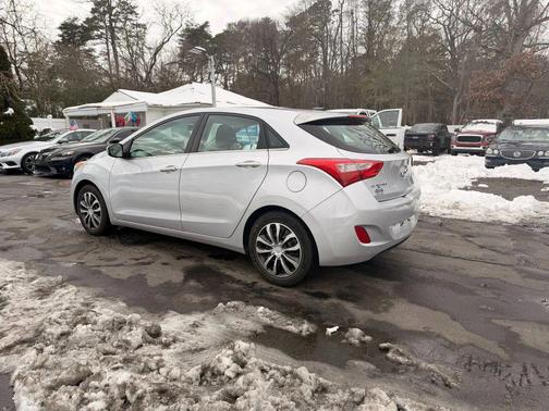 2016 Hyundai Elantra GT Base