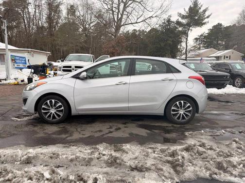 2016 Hyundai Elantra GT Base