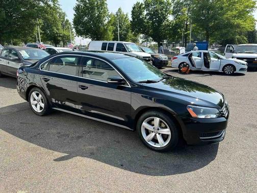 2014 Volkswagen Passat 1.8T Auto SE