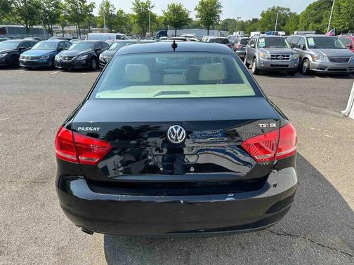 2014 Volkswagen Passat 1.8T Auto SE