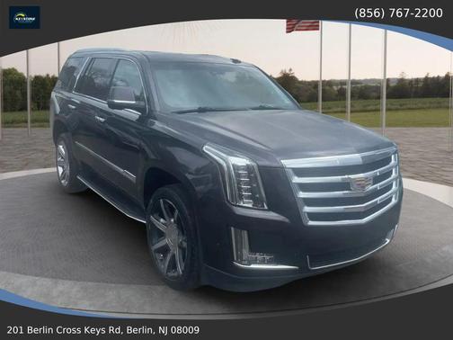 2017 Cadillac Escalade Luxury