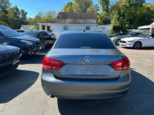 2013 Volkswagen Passat 2.5 SE