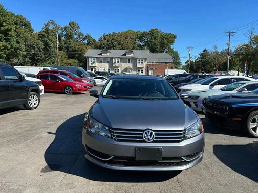2013 Volkswagen Passat 2.5 SE