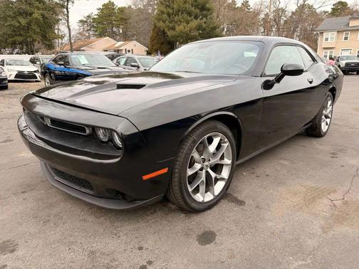 2015 Dodge Challenger SXT