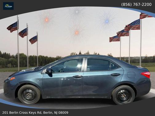 Gray 2017 Toyota Corolla LE