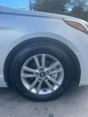 2016 Hyundai SONATA SE