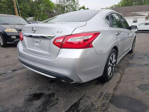 2017 Nissan Altima 2.5 SV