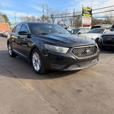 2013 Ford Taurus SEL