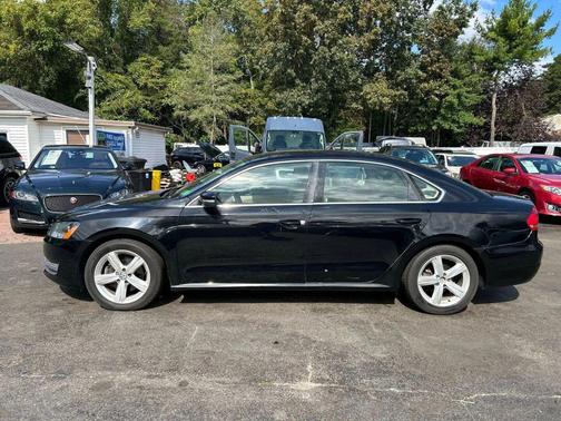 2014 Volkswagen Passat 1.8T S