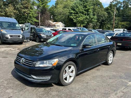 2014 Volkswagen Passat 1.8T S