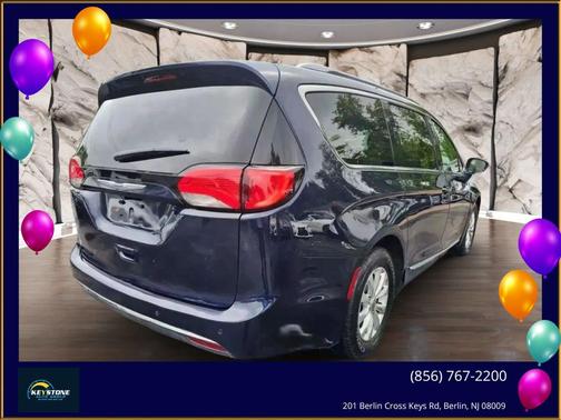 2018 Chrysler Pacifica Touring-L