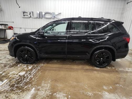 2021 Honda Pilot AWD Black Edition