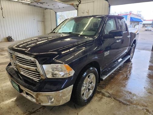 True Blue Pearlcoat 2017 RAM 1500 Big Horn