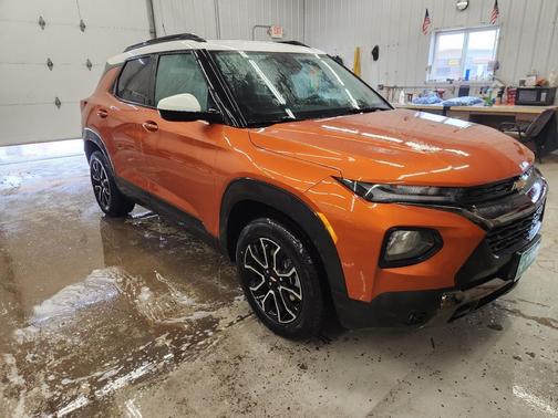 Vivid Orange Metallic 2022 Chevrolet Trailblazer ACTIV