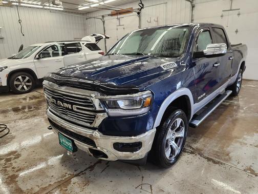 Patriot Blue Pearlcoat 2019 RAM 1500 Laramie