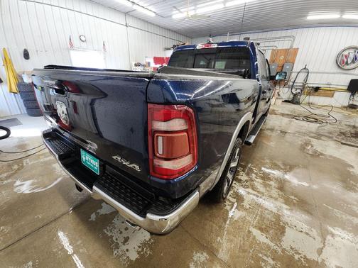 Patriot Blue Pearlcoat 2019 RAM 1500 Laramie