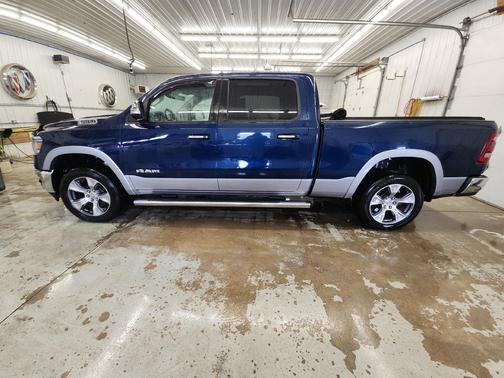 Patriot Blue Pearlcoat 2019 RAM 1500 Laramie