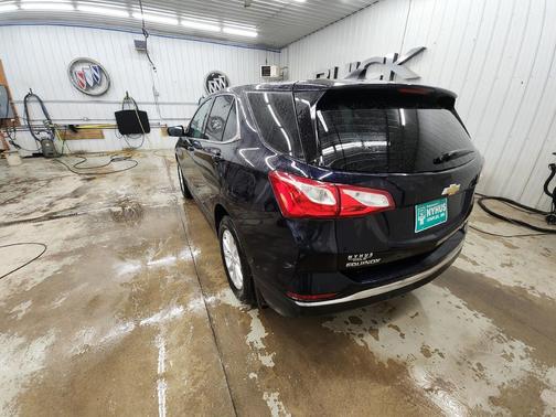 Midnight Blue Metallic 2020 Chevrolet Equinox 1LT
