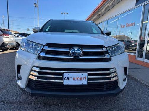 Blizzard Pearl 2017 Toyota Highlander Hybrid Platinum