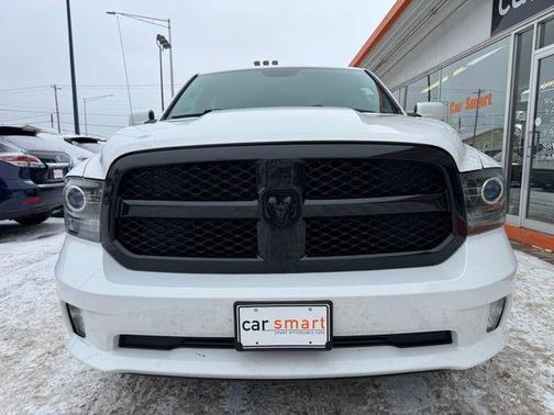 2018 RAM 1500 Night Crew Cab 4x4 5'7' Box