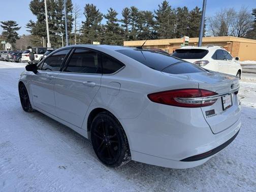 2018 Ford Fusion Hybrid SE