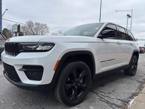 2022 Jeep Grand Cherokee Altitude