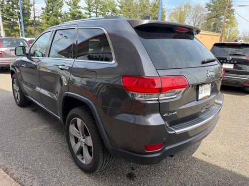 Brilliant Black Crystal Pearlcoat 2014 Jeep Grand Cherokee Limited