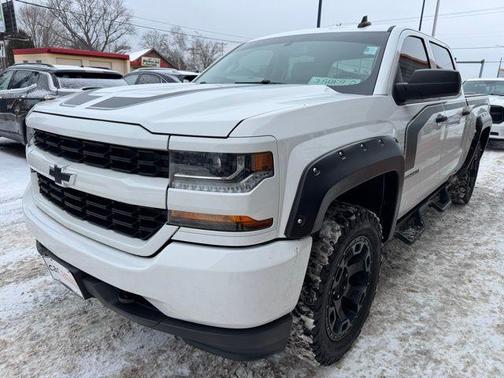 2018 Chevrolet Silverado 1500 Custom