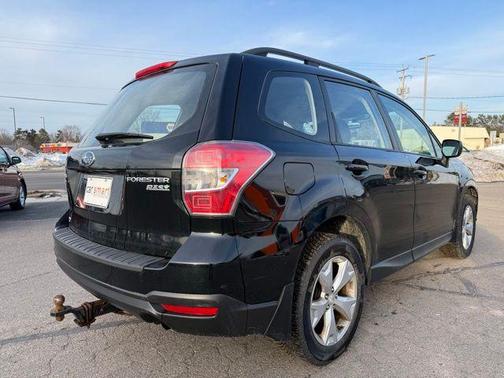 2016 Subaru Forester 2.5i