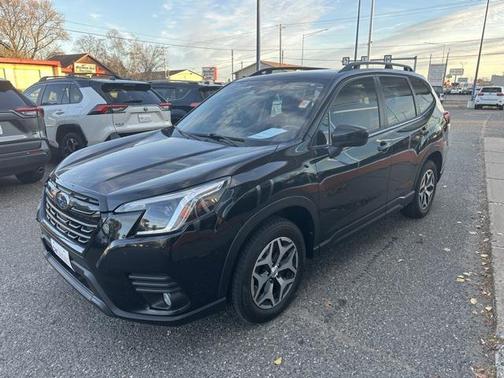 2023 Subaru Forester Premium