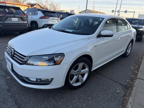 2015 Volkswagen Passat 1.8T Limited Edition