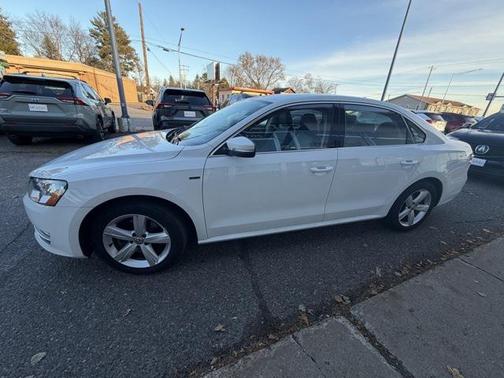 2015 Volkswagen Passat 1.8T Limited Edition