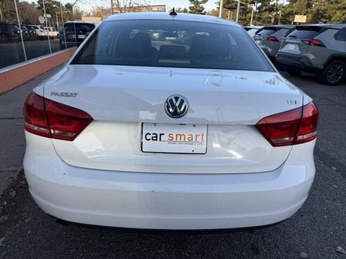 2015 Volkswagen Passat 1.8T Limited Edition