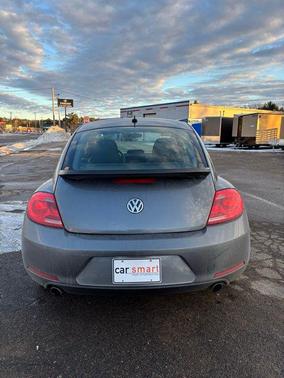 2012 Volkswagen Beetle Base