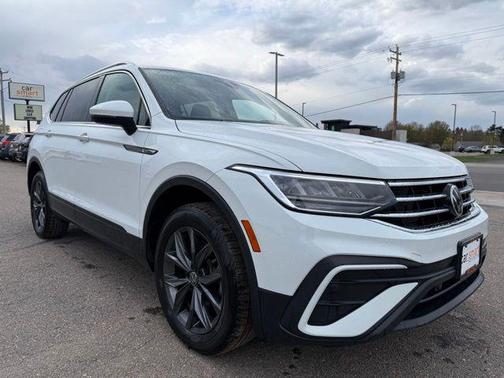 White 2022 Volkswagen Tiguan 2.0T SE 4MOTION