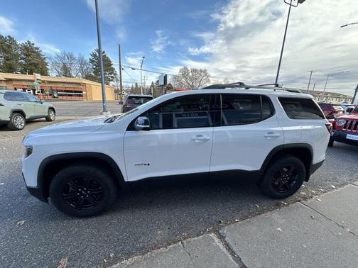 2020 GMC Acadia AWD AT4