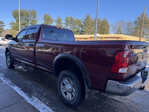 2017 RAM 2500 Tradesman Crew Cab 4x4 8' Box