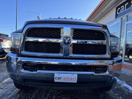 2017 RAM 2500 Tradesman Crew Cab 4x4 8' Box