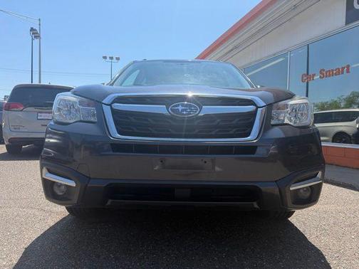 Dark Gray Metallic 2018 Subaru Forester 2.5i Premium