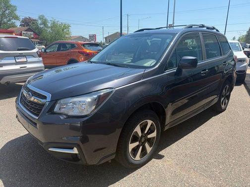Dark Gray Metallic 2018 Subaru Forester 2.5i Premium