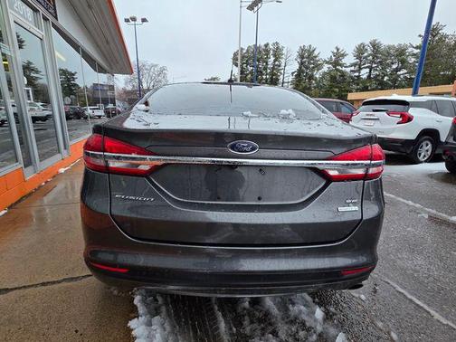 Magnetic 2017 Ford Fusion SE